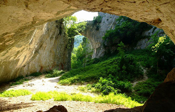 Grotta del Monte Nerone